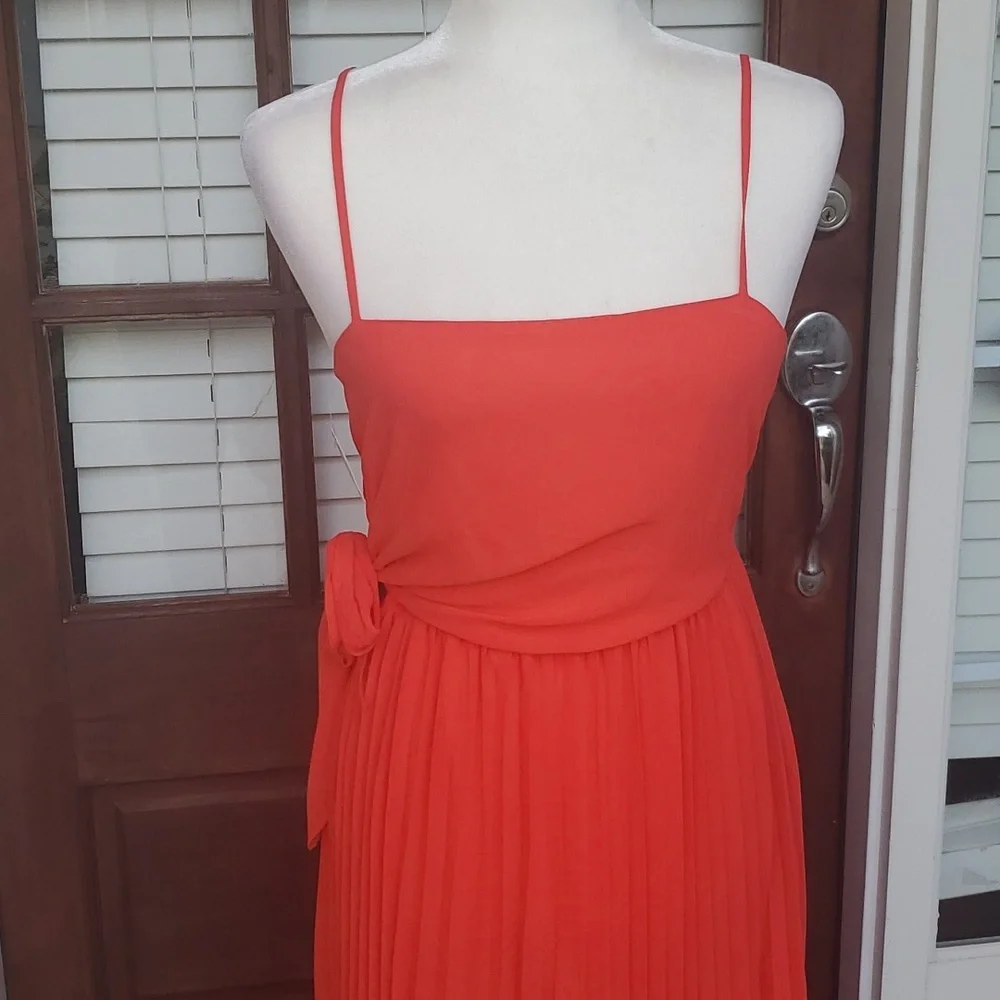 NWT! Dress Up FavLux Red Pleated Maxi Strappy Dress - Picture 2 of 5